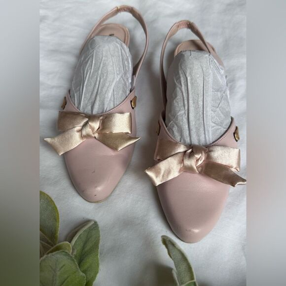 Adorable! What’s What by Aerosoles “Stop N Bow” pink shoes! - Picture 7 of 15
